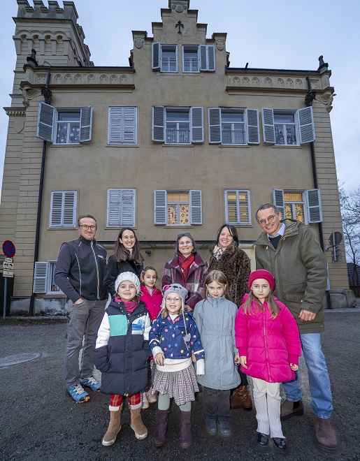 Die Adventsfenster wurden vom Kindergarten Lustbühel liebevoll gestaltet. © Stadt Graz/Foto Fischer Die Adventsfenster wurden vom Kindergarten Lustbühel liebevoll gestaltet.